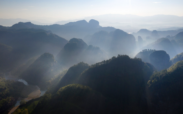 山外山，是什么模樣？